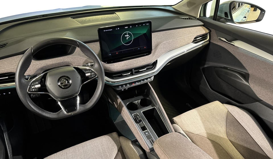 Skoda Enyaq 60 iV Selection Lodge 5d