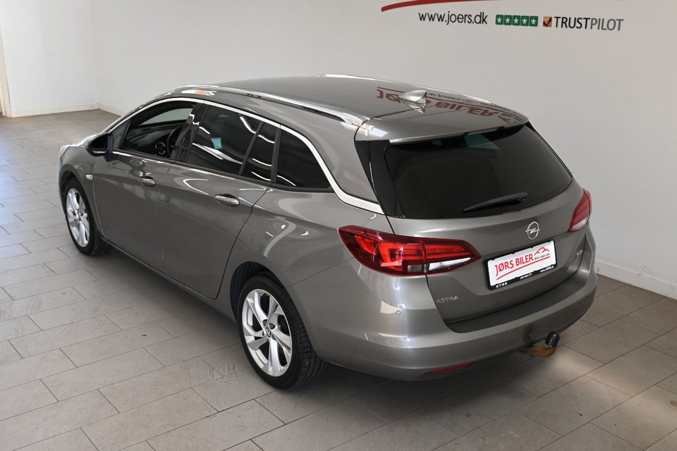 Opel Astra 1,6 CDTi 136 Dynamic Sports Tourer 5d