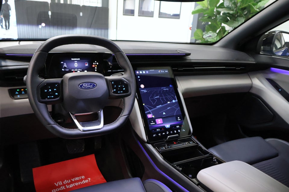 Ford Explorer 77 Premium Extended Range 5d