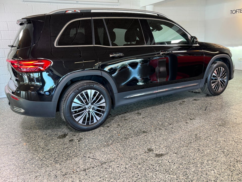 Mercedes EQB300 Electric Art 4Matic 5d