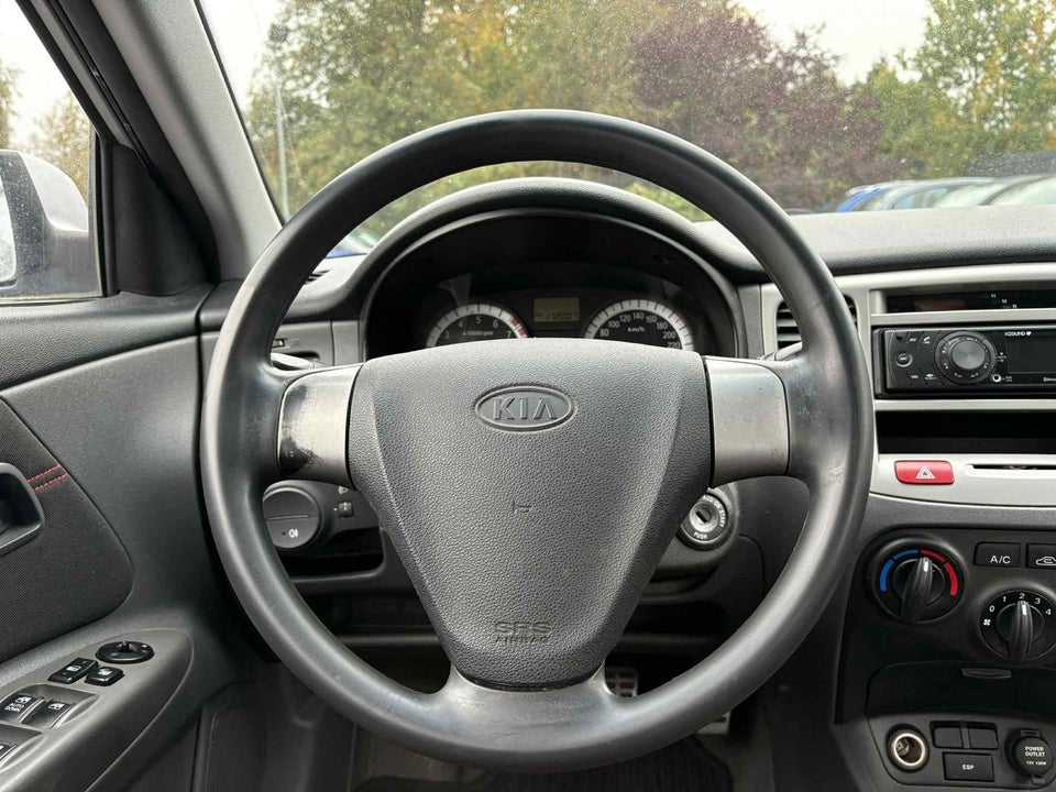 Kia Rio 1,4 EX 5d