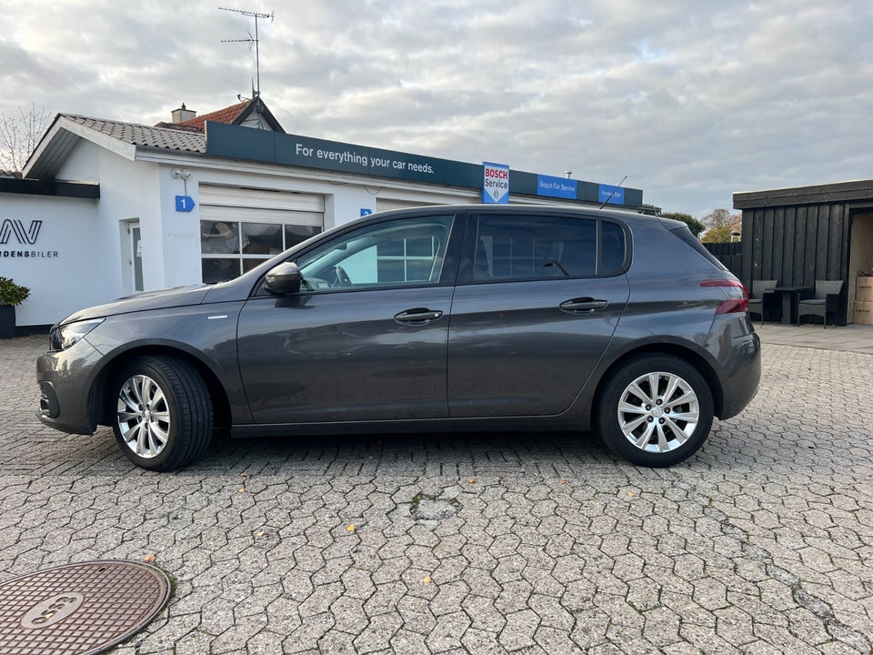 Peugeot 308 1,2 PureTech 130 Active 5d