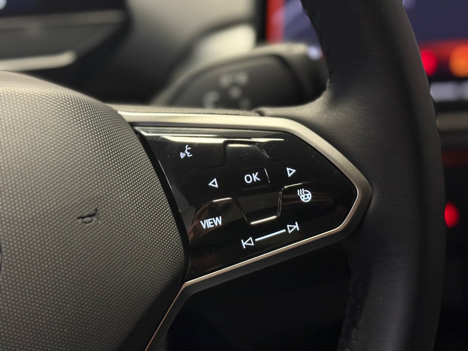 VW ID.4 77 Pro Style+ 5d