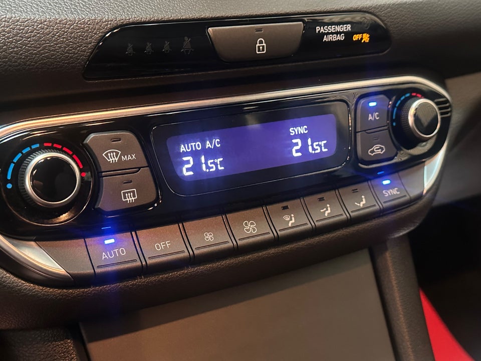 Hyundai i30 1,5 T-GDi mHEV N-Line stc. DCT 5d