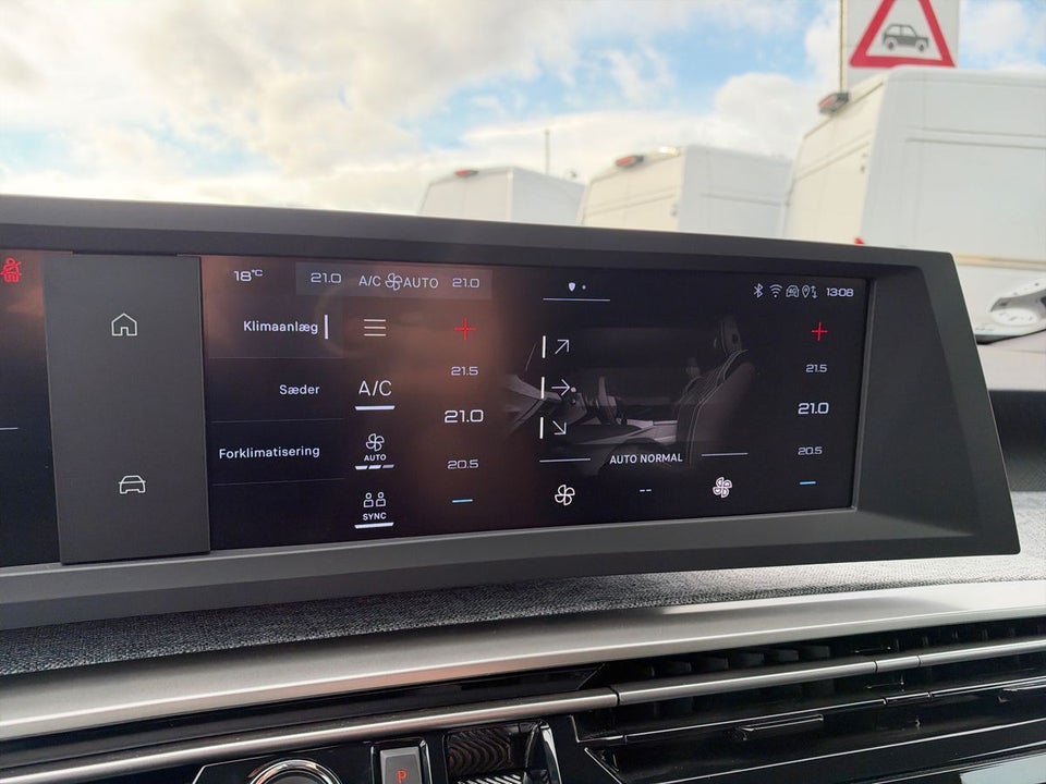 Peugeot e-3008 77 Allure 5d