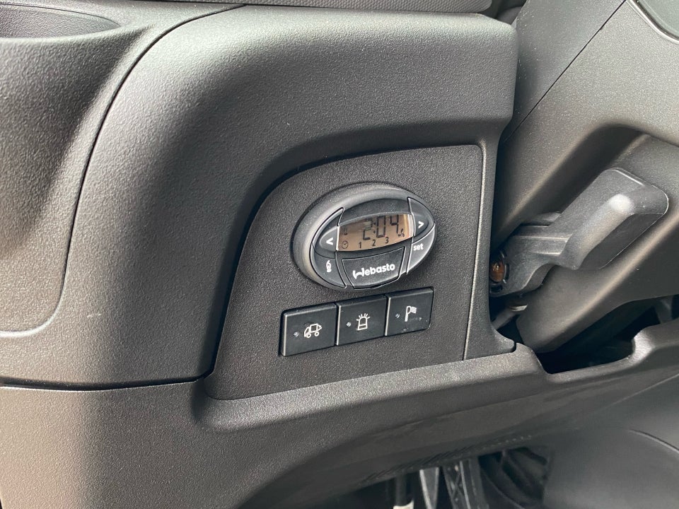 Iveco Daily 3,0 35S18 4100mm Lad AG8