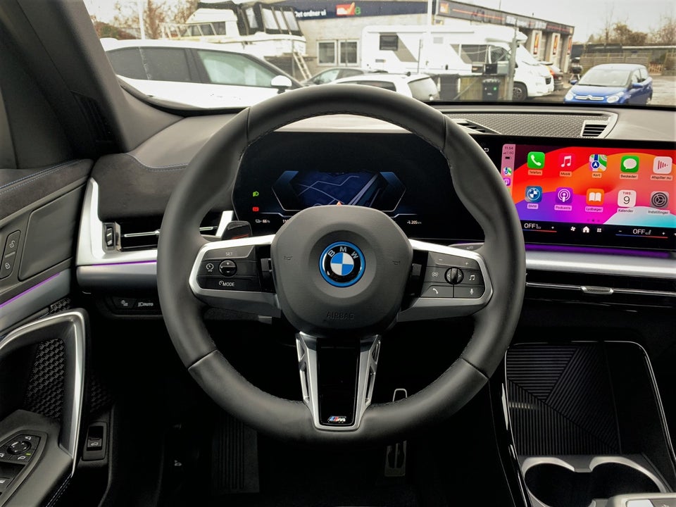 BMW iX2 eDrive20 M-Sport 5d