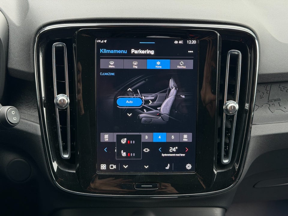 Volvo XC40 ReCharge Extended Range Plus 5d