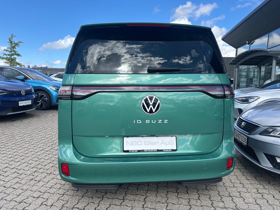 VW ID. Buzz 77 Style 75 Years Edition SWB 5d