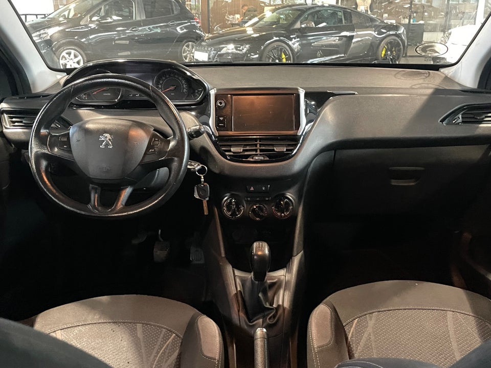 Peugeot 208 1,2 VTi Allure 5d