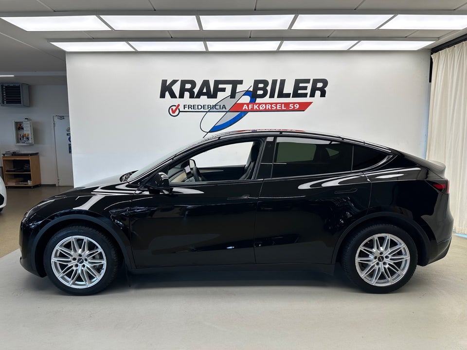 Tesla Model Y Long Range AWD 5d