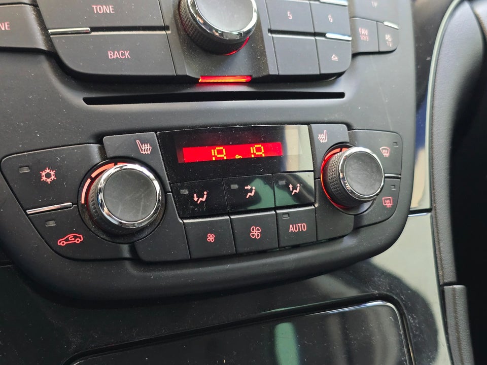 Opel Insignia 2,0 CDTi 160 Cosmo Sports Tourer aut. 5d