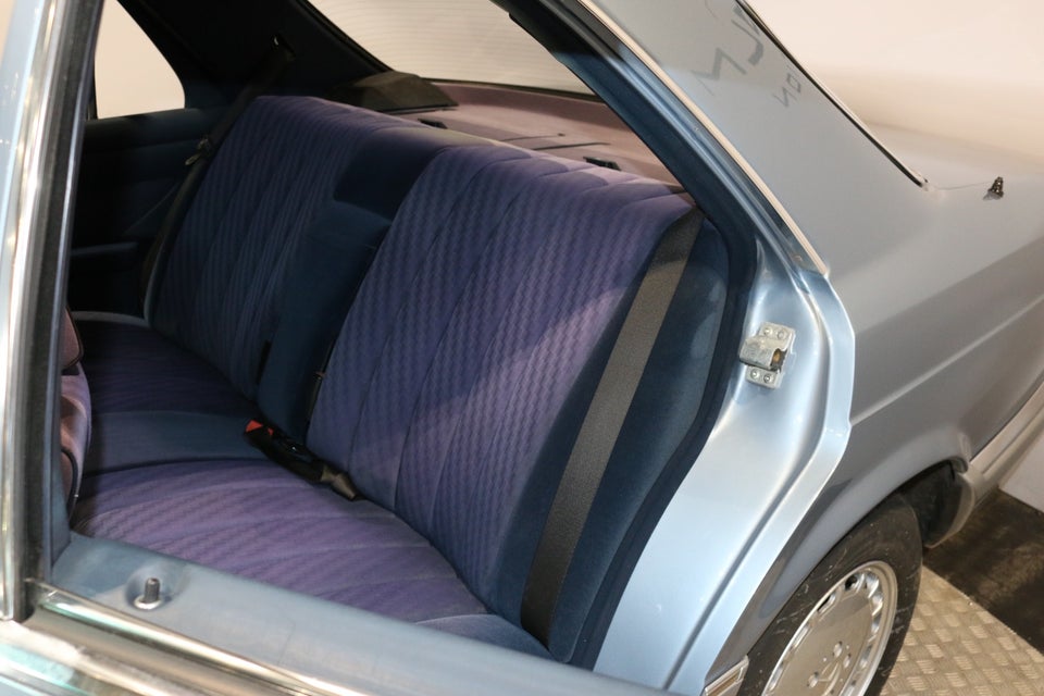 Mercedes 300 SE 3,0 aut. 4d