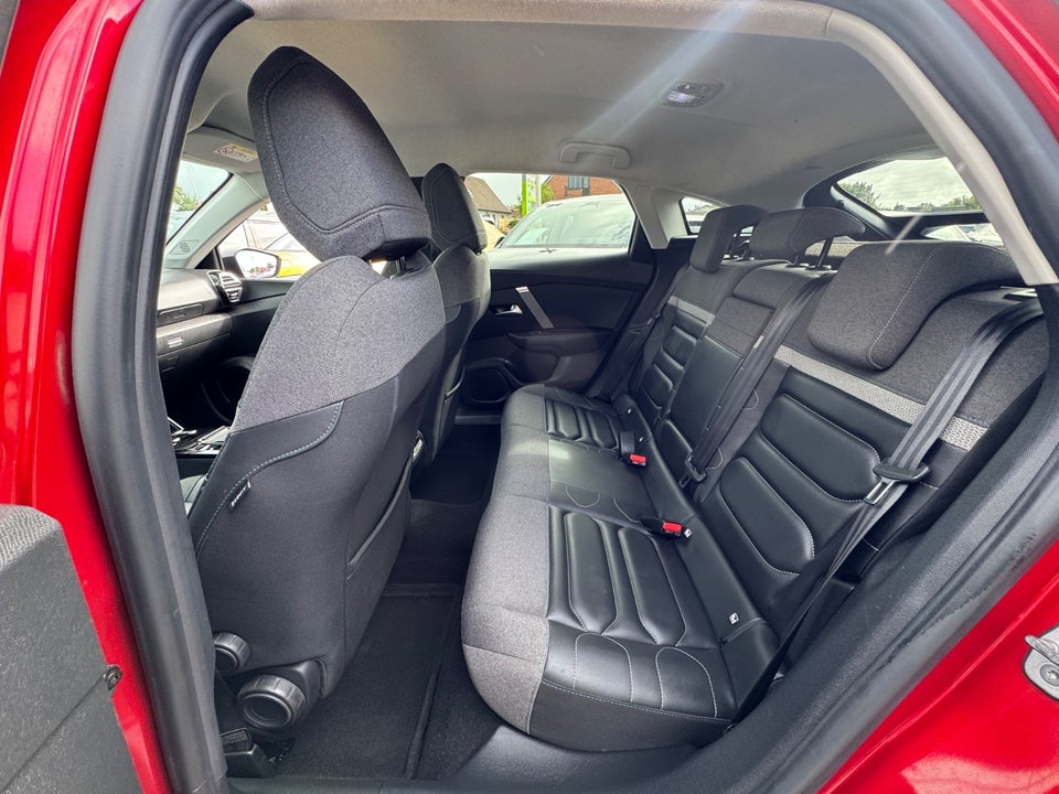 Citroën C4 1,2 PureTech 130 Shine EAT8 5d