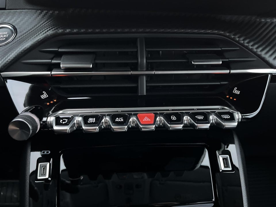 Peugeot e-208 50 Style 5d