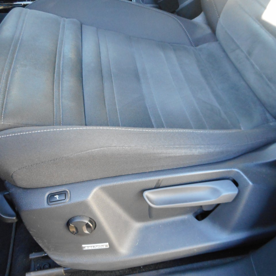 VW Touran 1,6 TDi 115 Highline DSG 7prs 5d