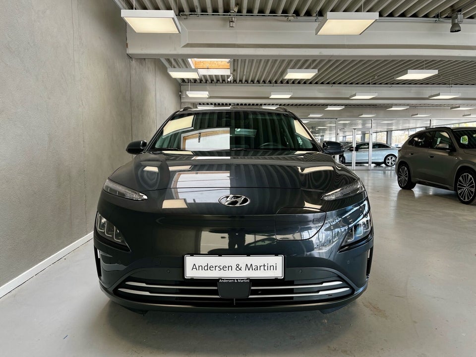 Hyundai Kona 39 EV Essential 5d