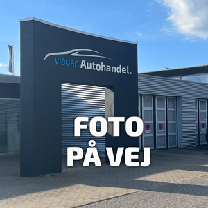 VW Transporter, modelår 2019, 150,000 km
