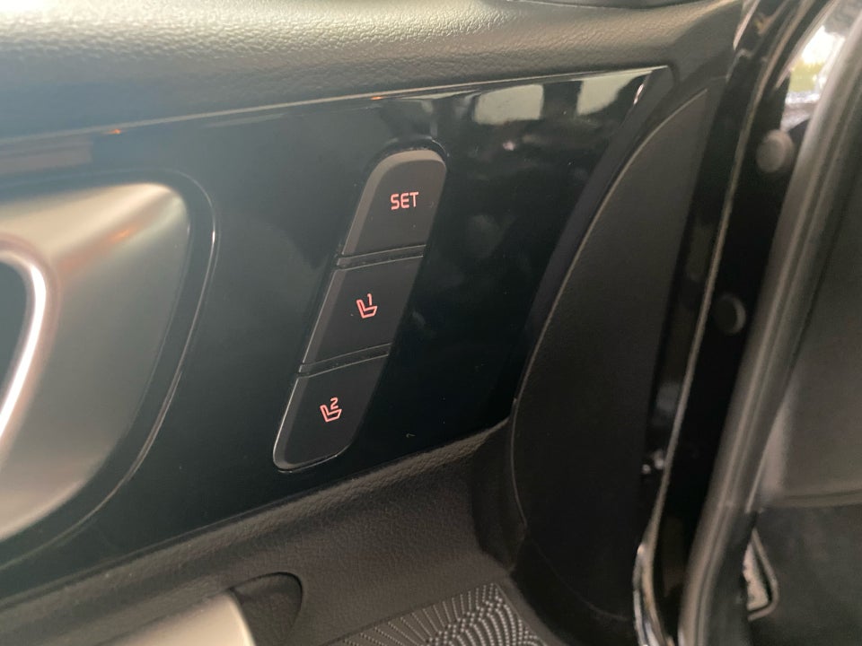 Kia XCeed 1,6 PHEV Upgrade DCT 5d