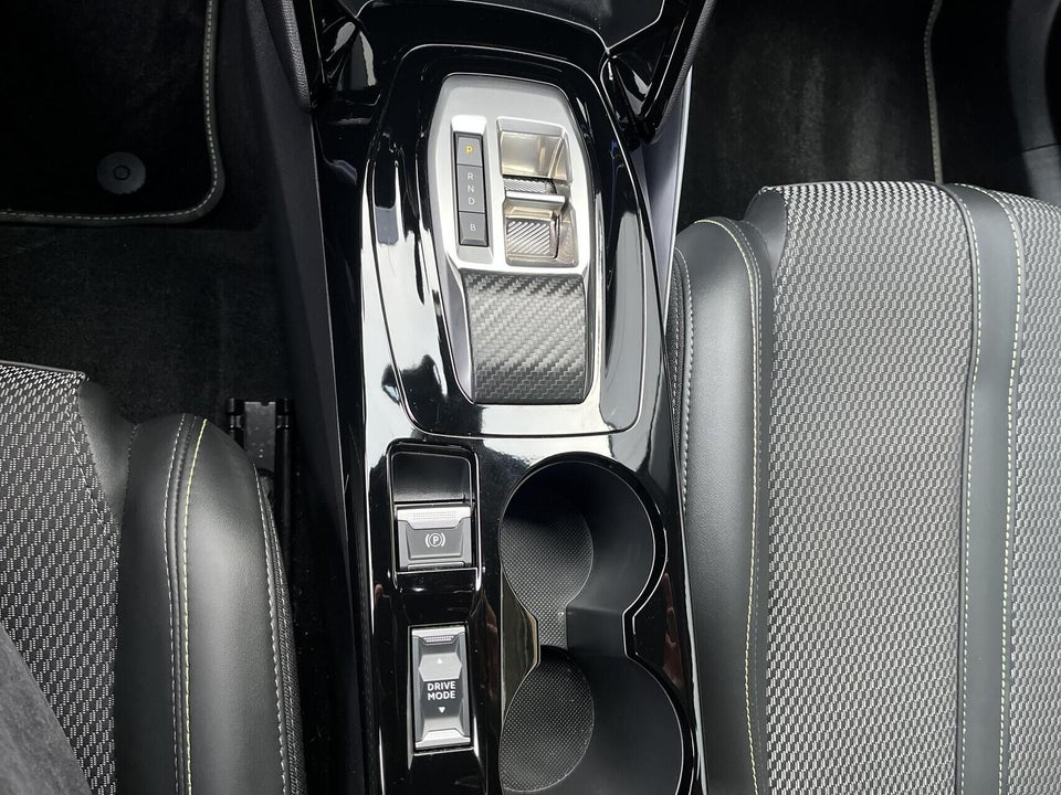 Peugeot e-2008 54 GT 5d