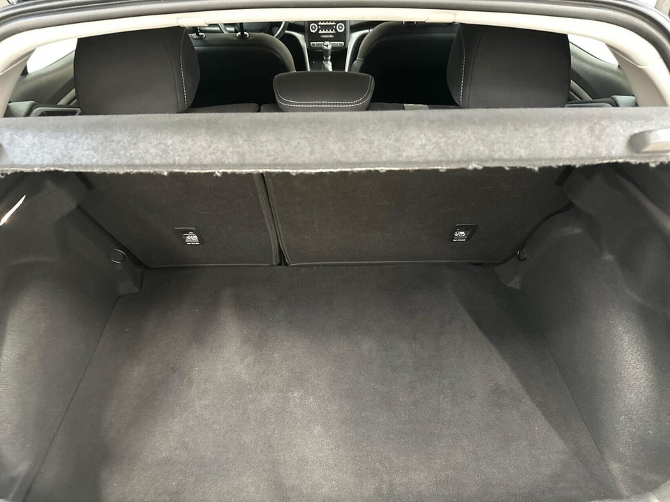 Renault Megane IV 1,3 TCe 140 Zen 5d