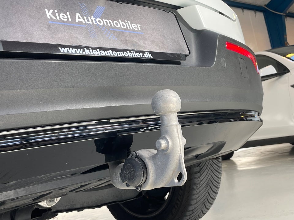 Volvo XC40 P6 ReCharge Core 5d