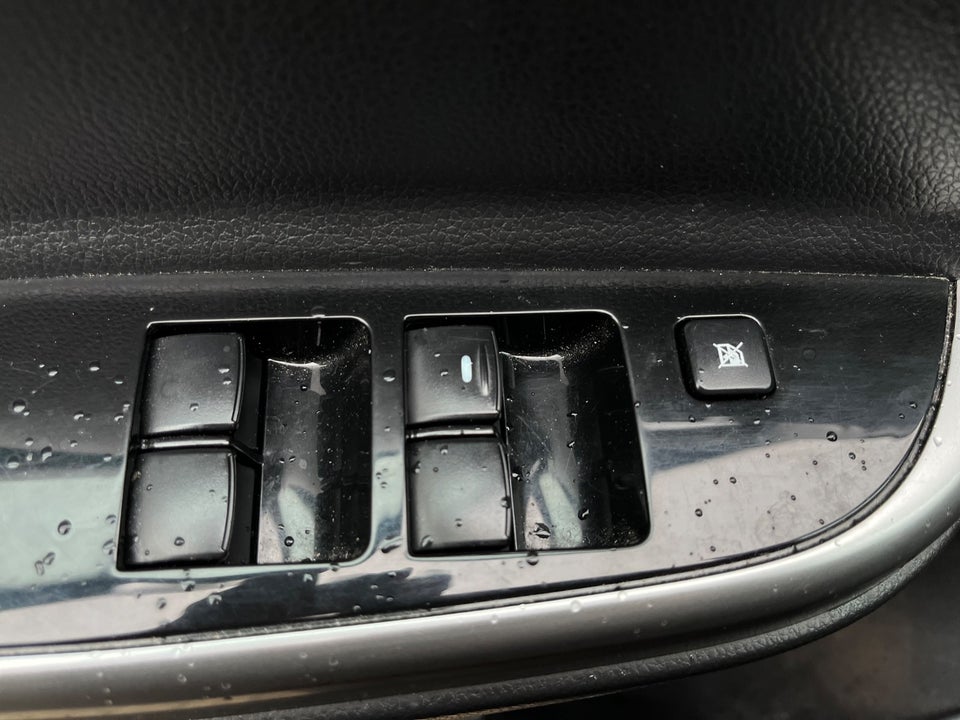 Mitsubishi L200 2,2 DI-D Instyle Db.Kab aut. 4d