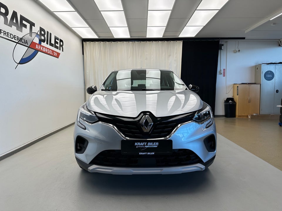 Renault Captur 1,6 E-Tech Zen 5d