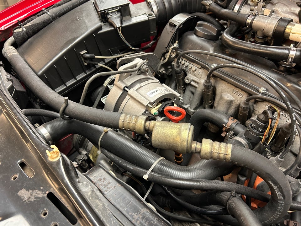 VW Golf II 1,8 GTi 5d