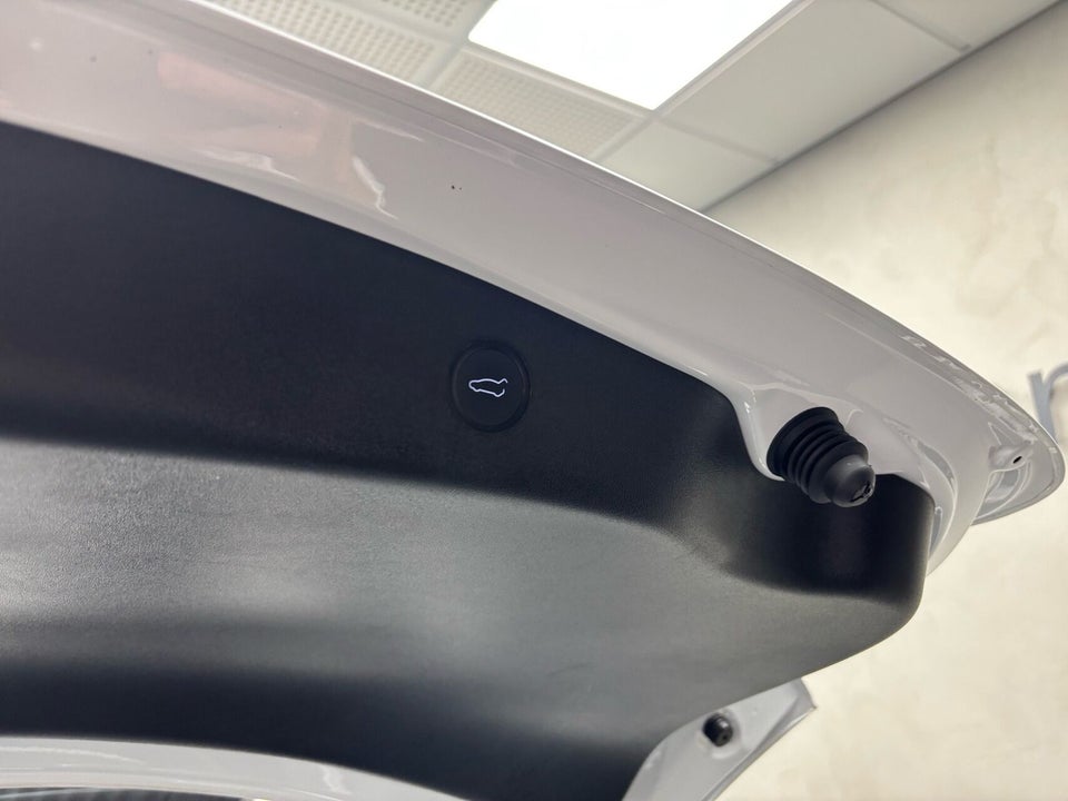 Tesla Model 3 Performance AWD 4d