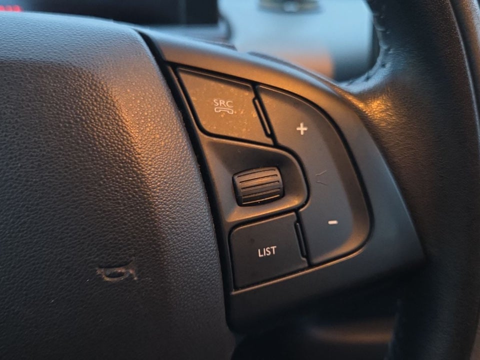 Citroën C4 Cactus 1,6 BlueHDi 100 Iconic Free 5d