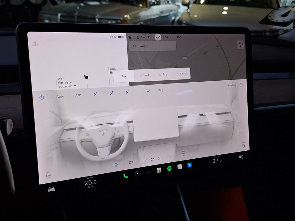 Tesla Model 3 Long Range AWD 4d