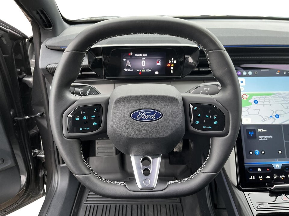 Ford Capri 77 Premium Extended Range 5d