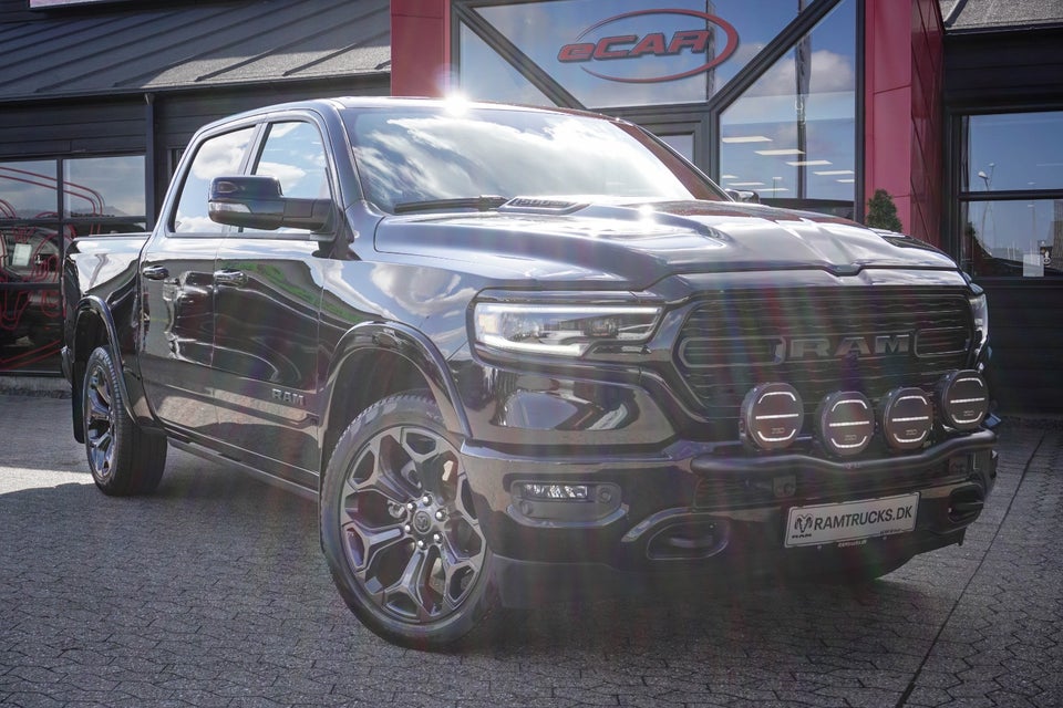 Dodge RAM 1500 5,7 V8 Hemi Limited Night aut. 4d