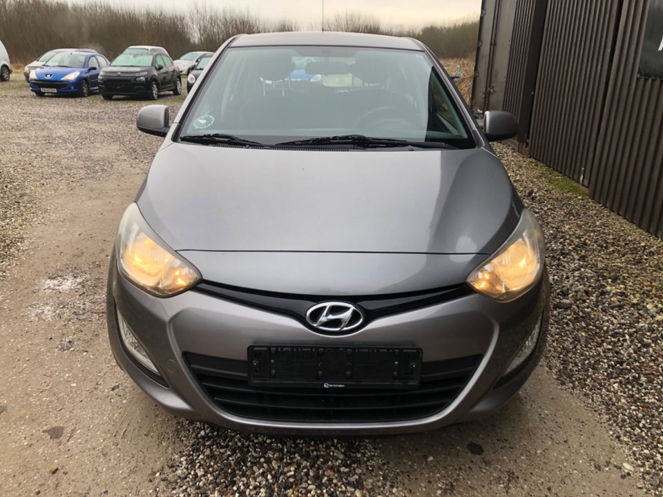 Hyundai i20 1,25 Classic XTR+ 5d