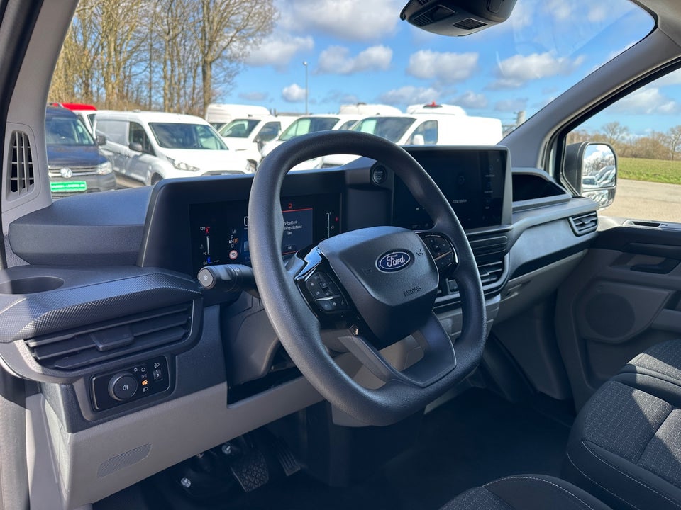 Ford Transit Custom 300 L2 2,0 EcoBlue Trend aut.