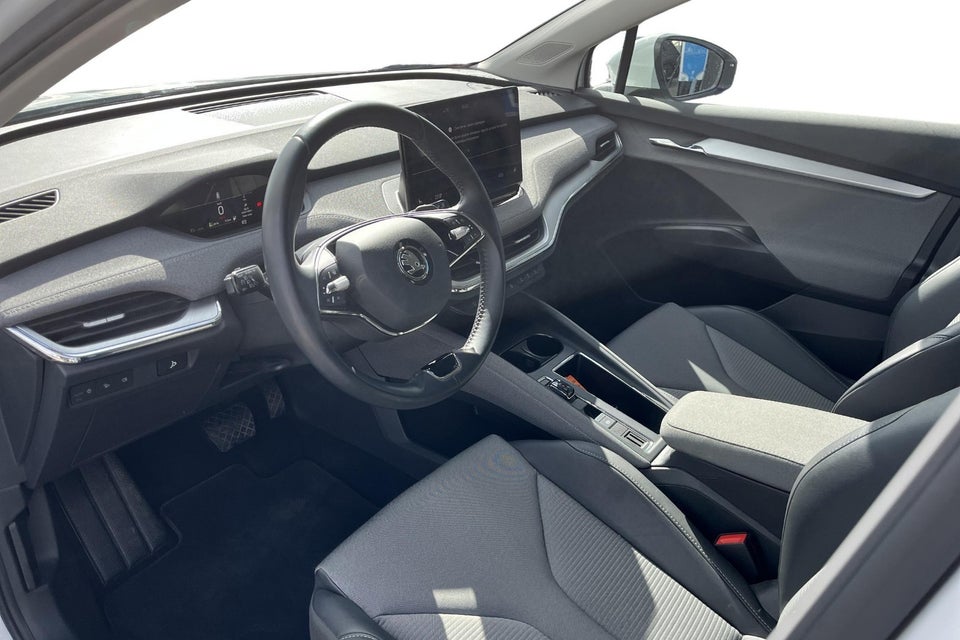 Skoda Enyaq 60 iV Loft 5d