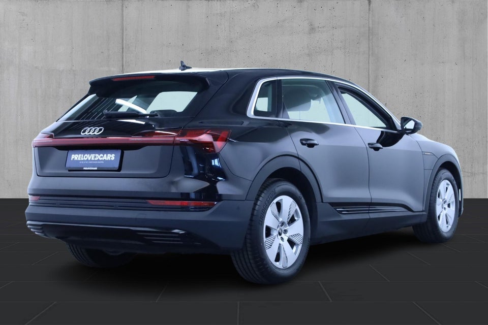 Audi e-tron 55 quattro 5d