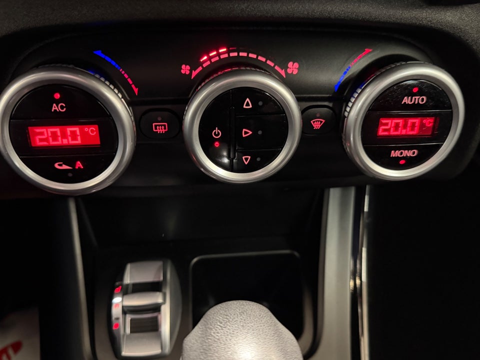 Alfa Romeo Giulietta 1,4 M-Air 170 Sportiva TCT 5d