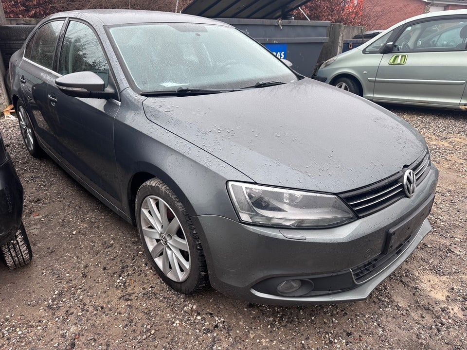 VW Jetta 1,4 TSi 122 Comfortline BMT 4d