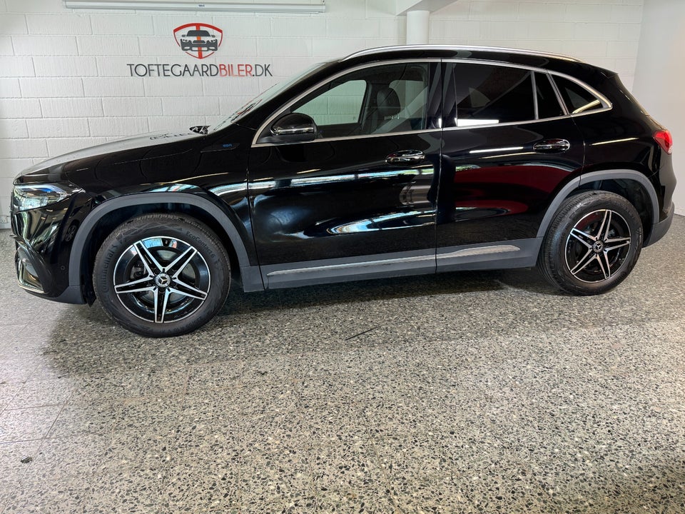 Mercedes EQA300 AMG Line 4Matic 5d