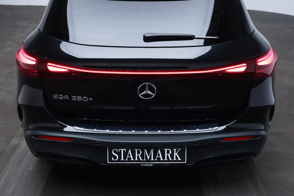 Mercedes EQA250+ AMG Premium 5d