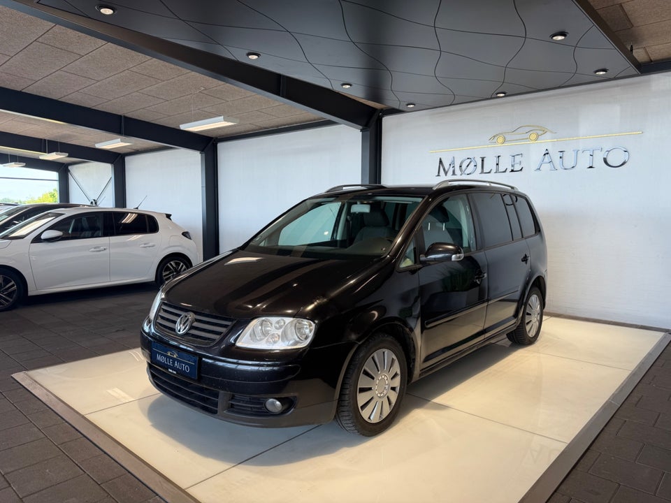 VW Touran 2,0 TDi 140 Highline Van 5d