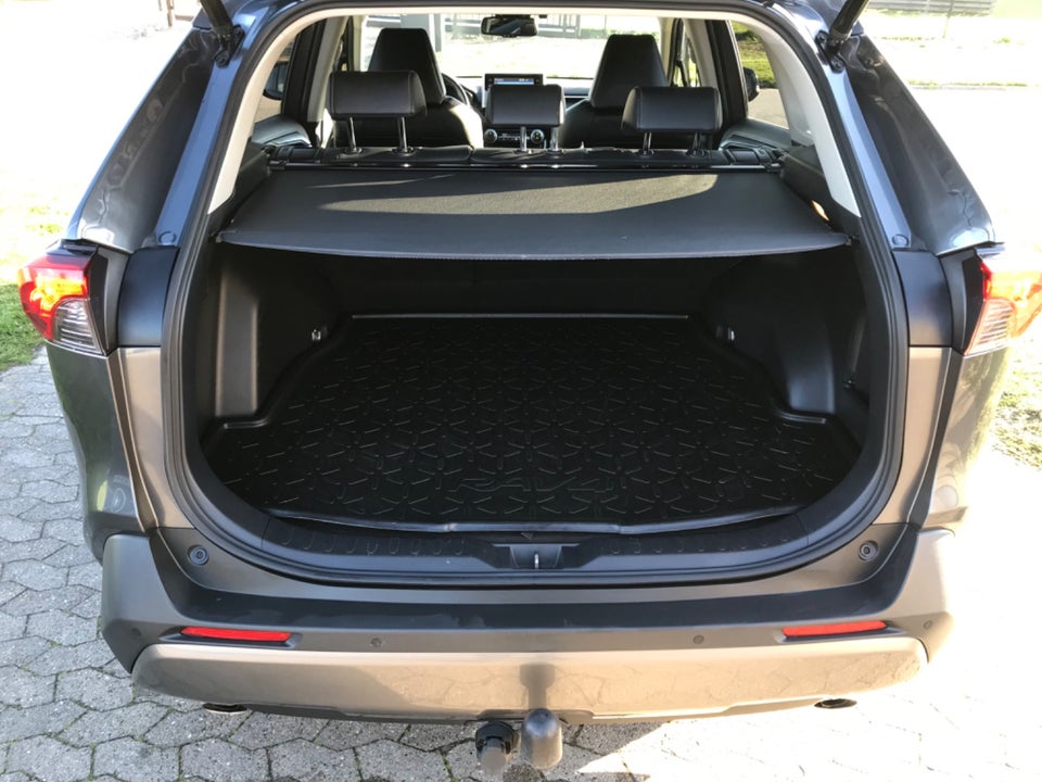 Toyota RAV4 2,5 Hybrid H3 Style MDS 5d