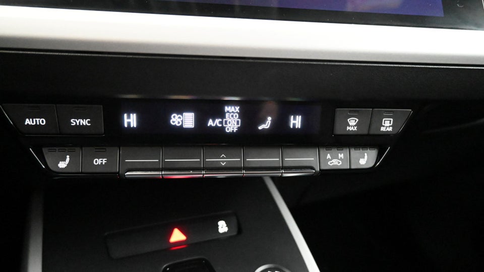 Audi Q4 e-tron 40 Attitude 5d