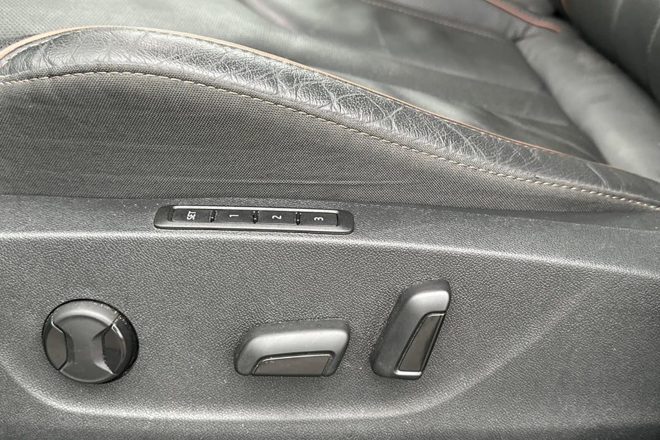 Skoda Enyaq 85 iV Premium 5d