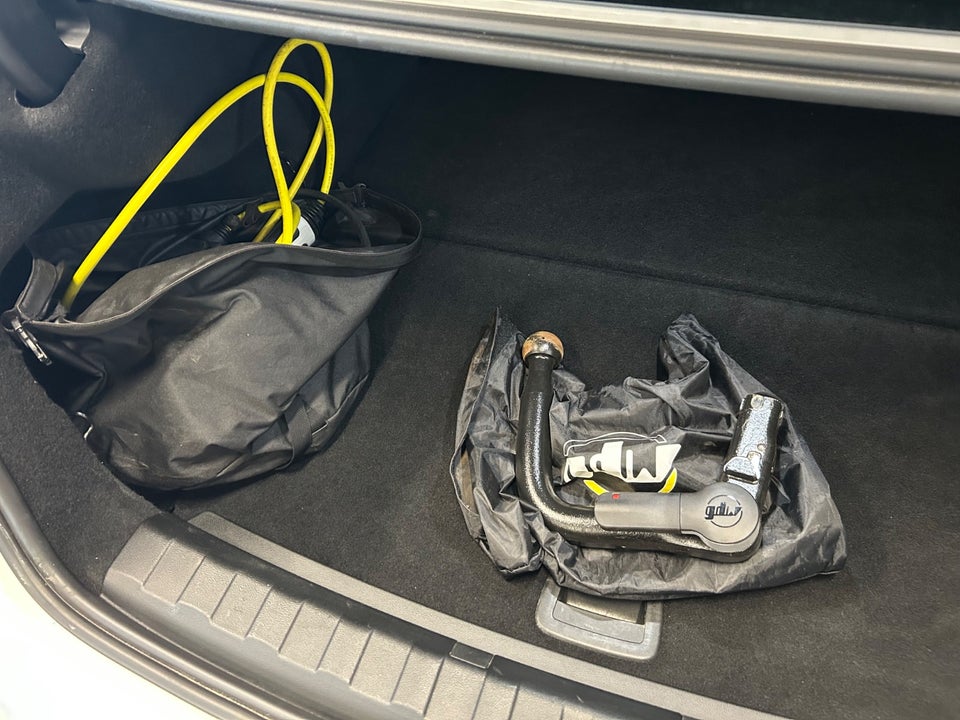 BMW 330e 2,0 Sport Line aut. 4d