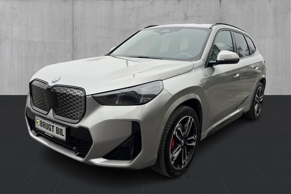 BMW iX1 eDrive20 M-Sport Pro 5d