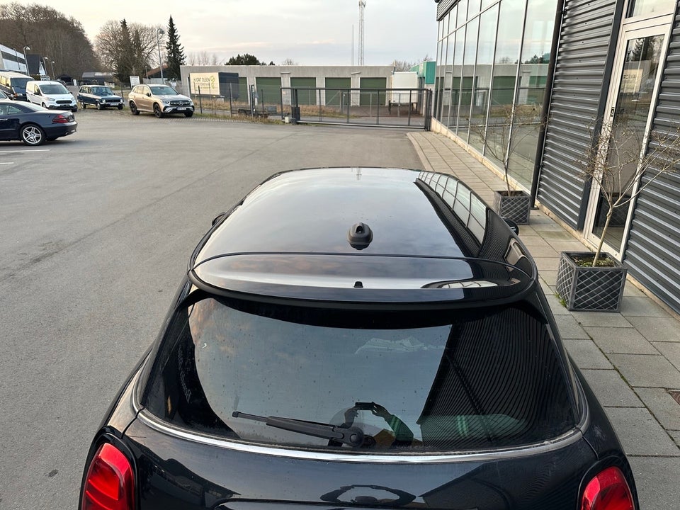 MINI Cooper SE Maximise 3d