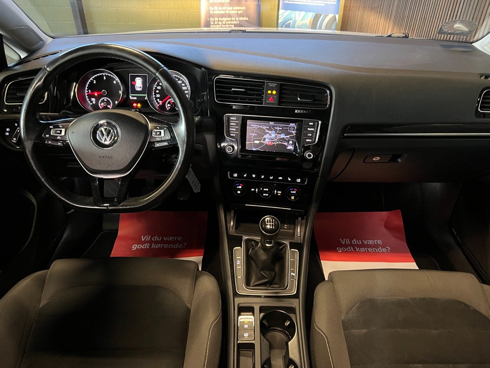VW Golf VII 2,0 TDi 150 Highline Variant BMT 5d